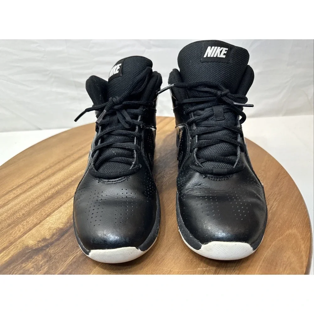 NIKE KIDS TEAM HUSTLE D6 6Y BASKETBALL SHOES 599187-001 BLACK‎